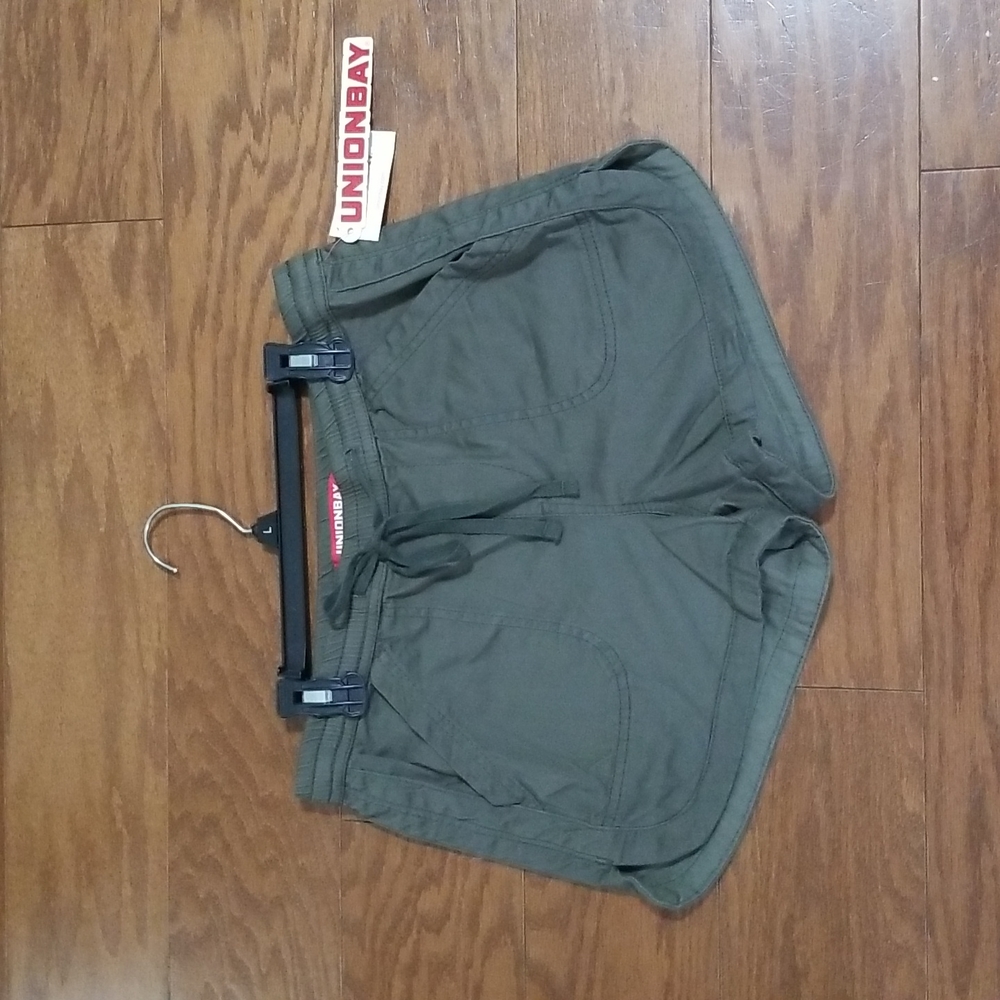 NEW! Unionbay shorts sz medium NWT - Picture 4 of 10